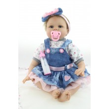 Кукла реборн NPK DOLL девочка Лея силиконовая с бутылочкой, соской и подгузником + одеяло 55 cм
